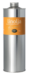 En silvrig metallflaska med orange etikett med texten "Linolja" och "1 liter".
