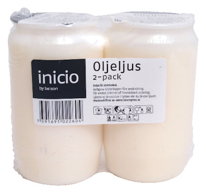 Två vita oljeljus i plastförpackning med etikett som visar text: "inico by beson Oljeljus 2-pack". Etiketten har även bruksanvisningar och streckkod.
