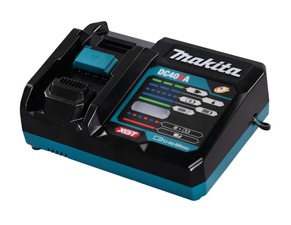 Laddare med texten "Makita DC40RA" och indikatorlampor för laddningsstatus.