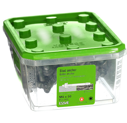 Transparent plastbehållare med grönt lock innehållande Stud Anchor M8 x 50, 100 st från ESSVE.