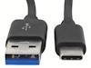 USB-A och USB-C-kontakter på en svart kabel.