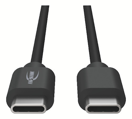 Svart USB-C-kabel med kontakter i båda ändarna och texten "ANSMANN" på kontakterna.