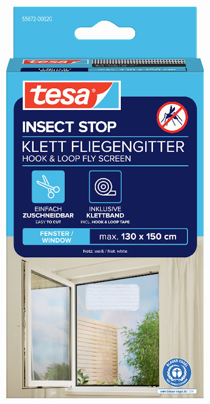 Förpackning för Tesa Insect Stop fönsterskärm med kardborrefäste, 130 x 150 cm. Bild av fönster med skymt av träd.